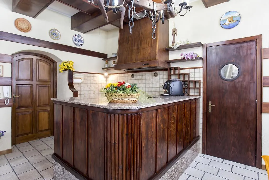 Il Sole Guesthouse Italien